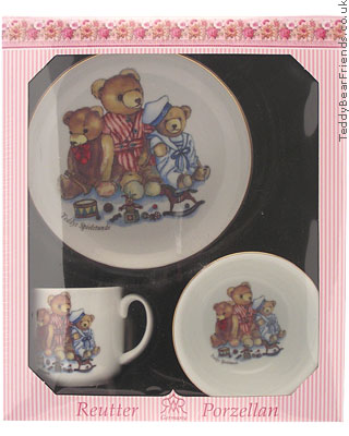 Girls Bear Breakfast Set Reutter Porcelain 49.516/1 Girls Bear Breakfast Set Reutter Porcelain 49.516/1