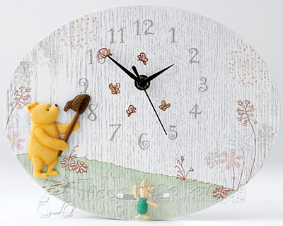 Border Fine Arts Pooh And Piglet Clock