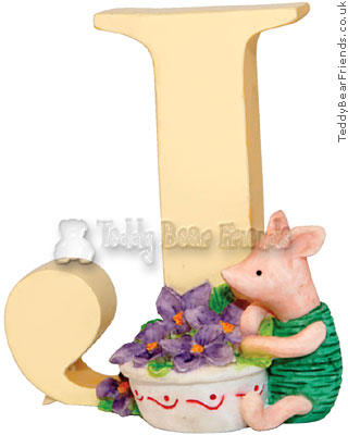 Border Fine Arts Winnie the Pooh Character J